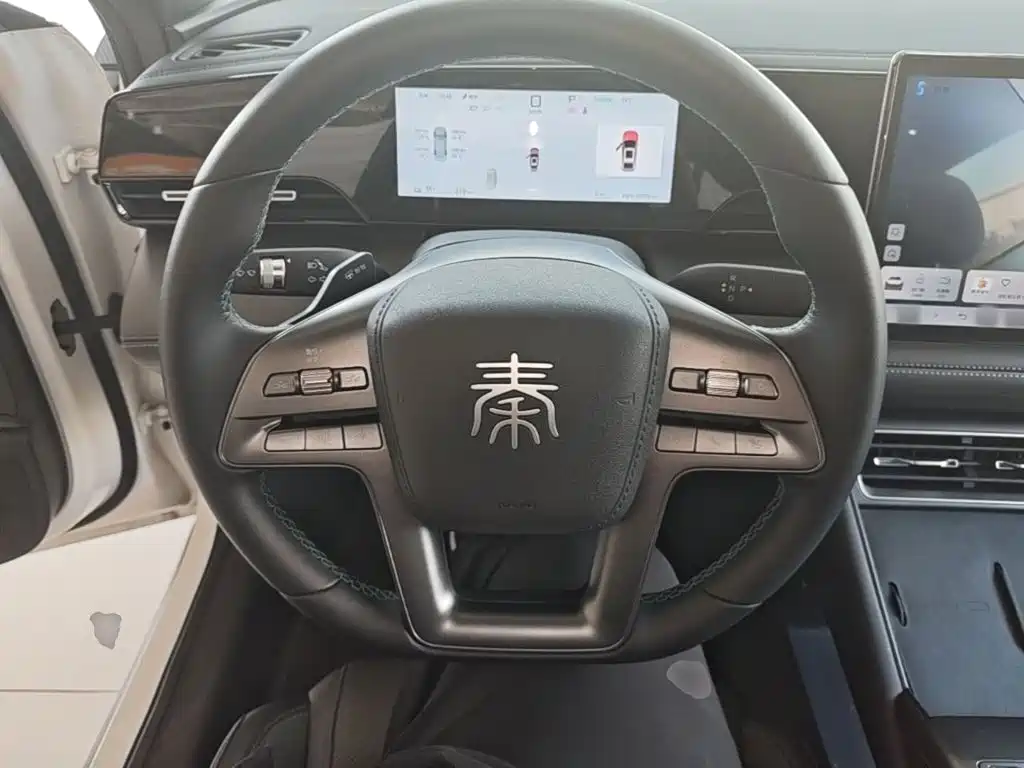 BYD Qin L — фото 11