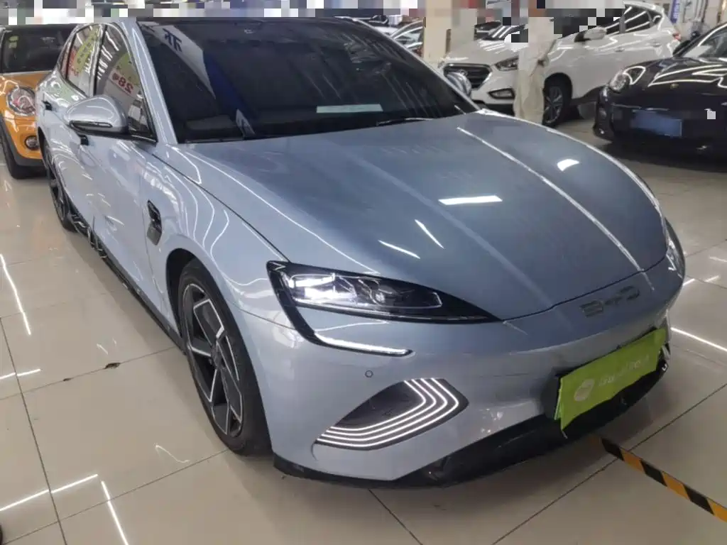 BYD Seal — фото 4