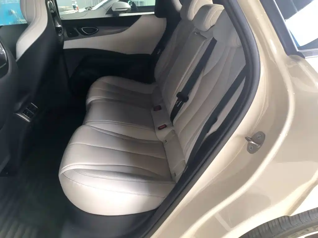 BYD Seal 06 — фото 17