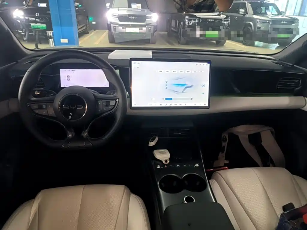 BYD Seal 06 — фото 10