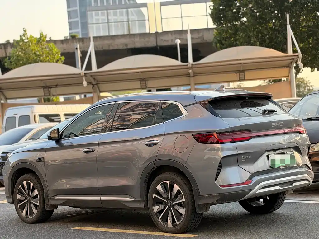 BYD PLUS New Energy — фото 4
