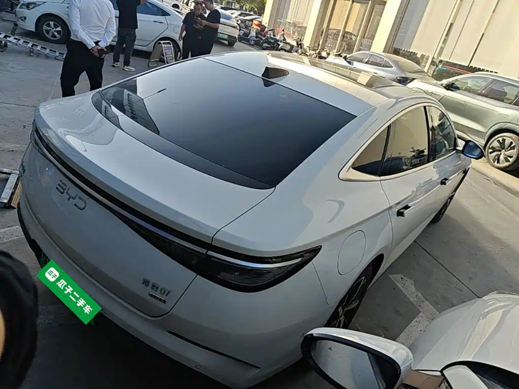BYD Seal 07 DM-i — фото 7