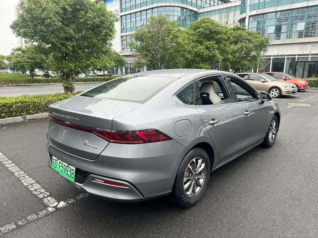 BYD Qin PLUS — фото 5