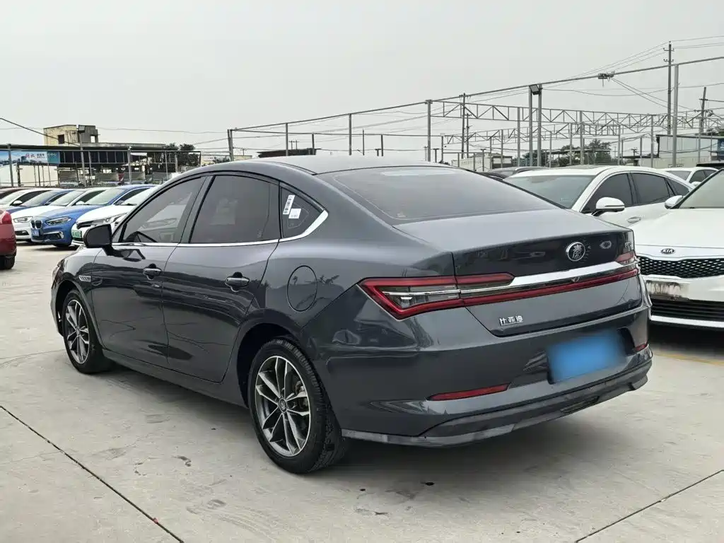 BYD Qin Pro — фото 5