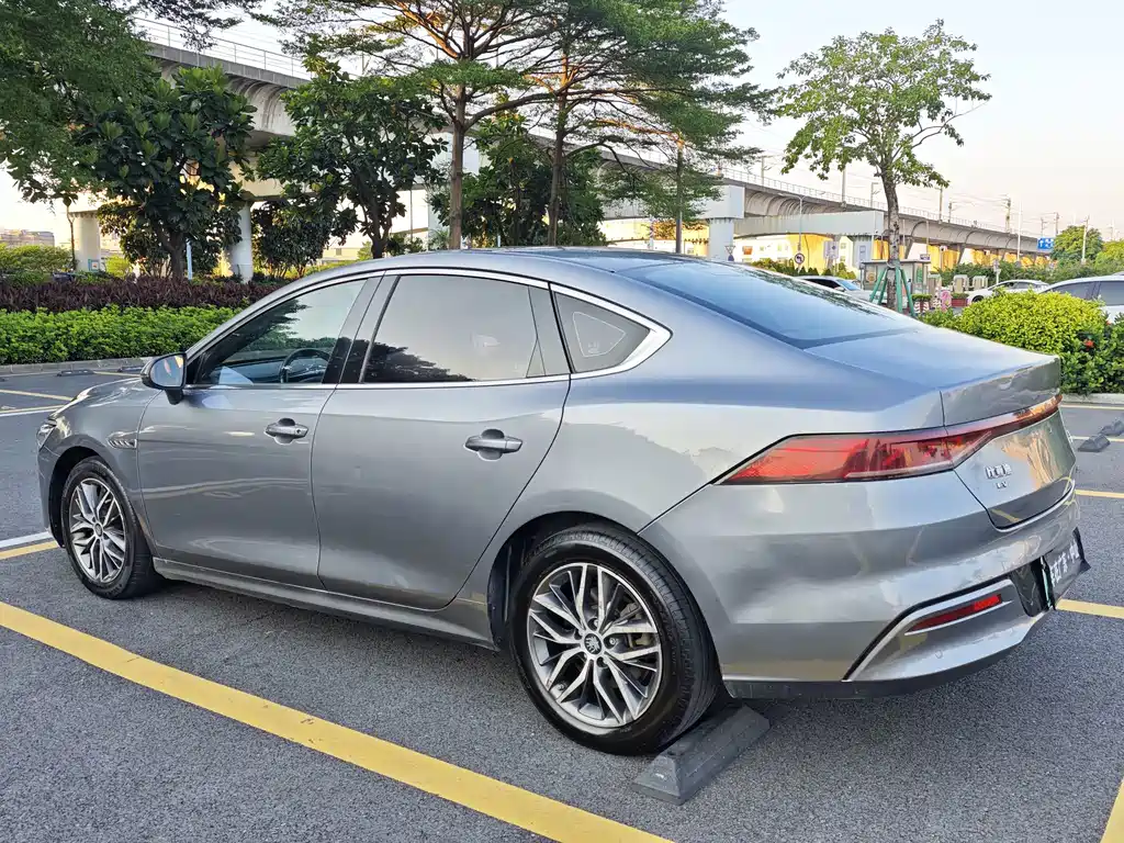 BYD Qin PLUS — фото 18