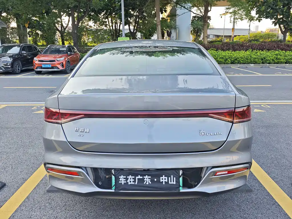 BYD Qin PLUS — фото 19