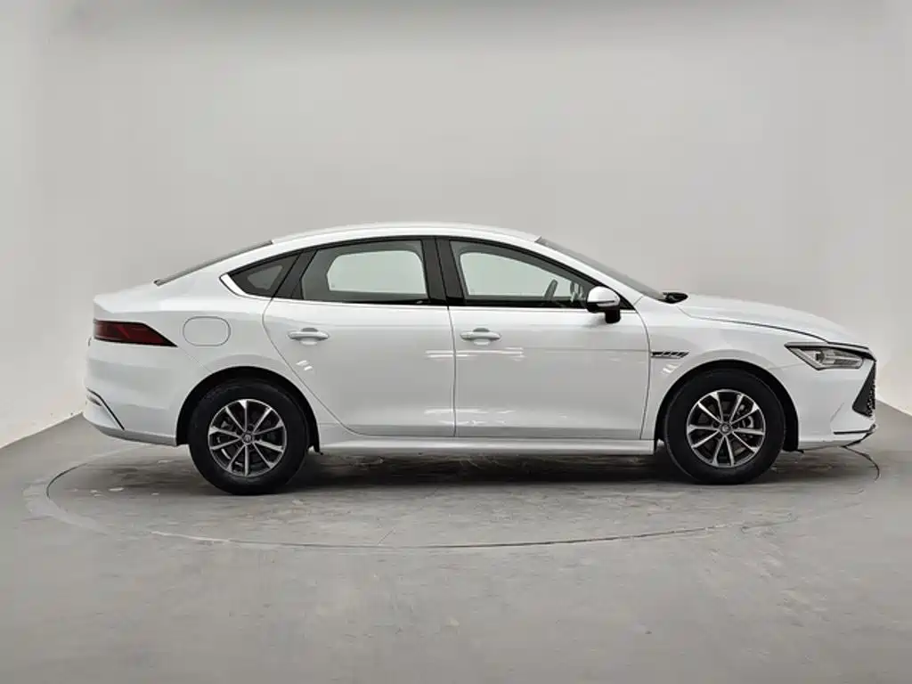 BYD Qin PLUS — фото 3