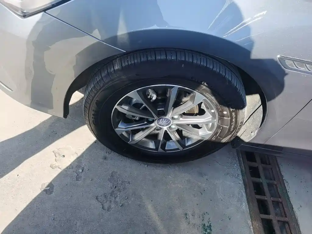 BYD Qin PLUS — фото 23