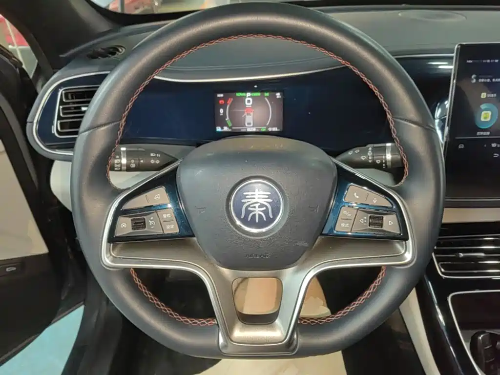 BYD Qin PLUS — фото 11