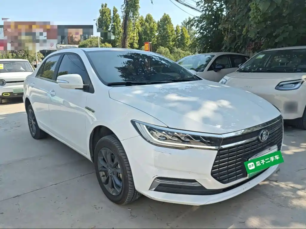 BYD Qin NEV — фото 4