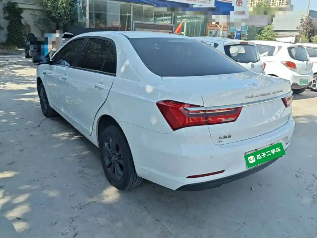BYD Qin NEV — фото 5
