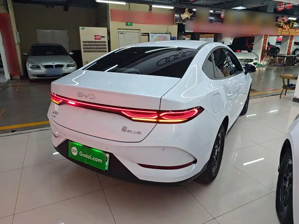 BYD Qin PLUS — фото 7