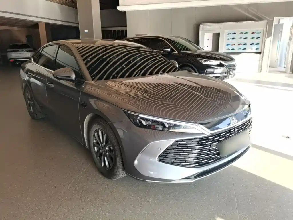 BYD Qin L — фото 4
