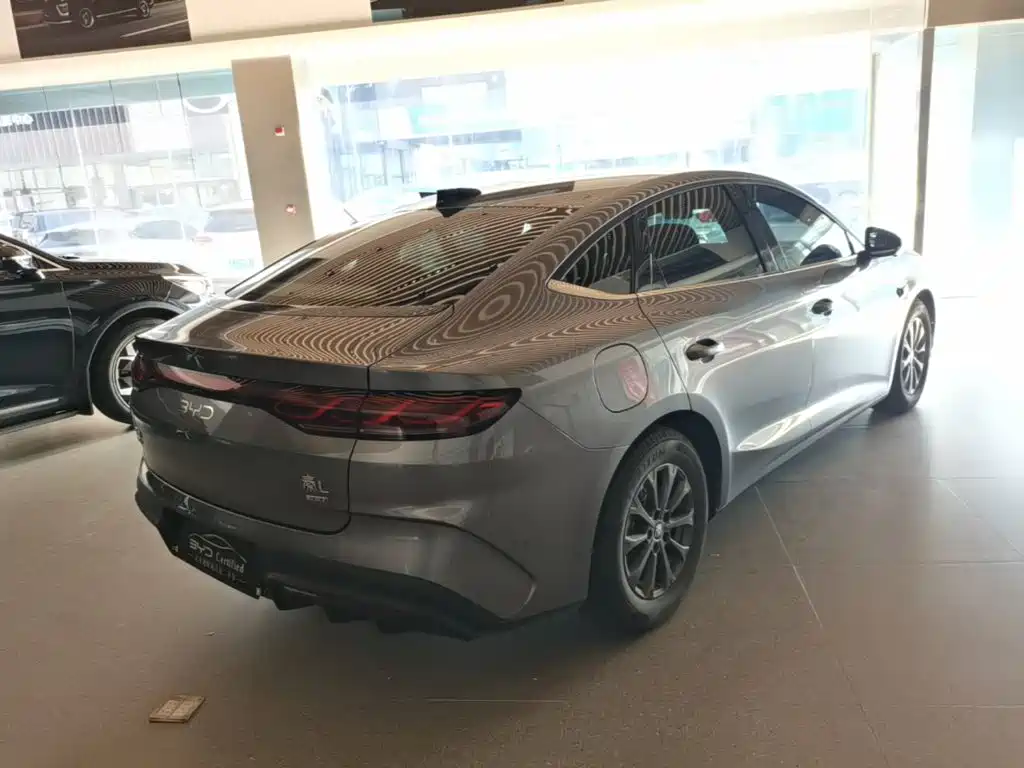 BYD Qin L — фото 7