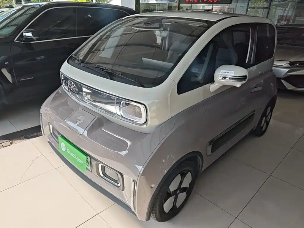 Baojun KiWi EV — фото 2