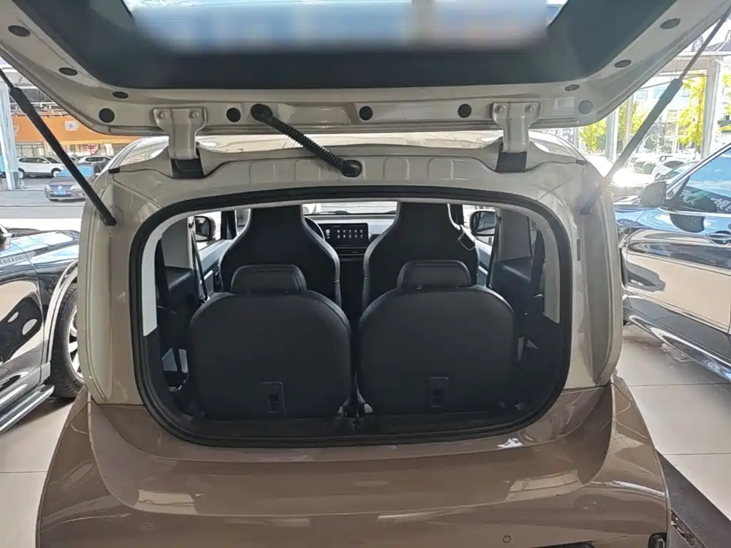Baojun KiWi EV — фото 19