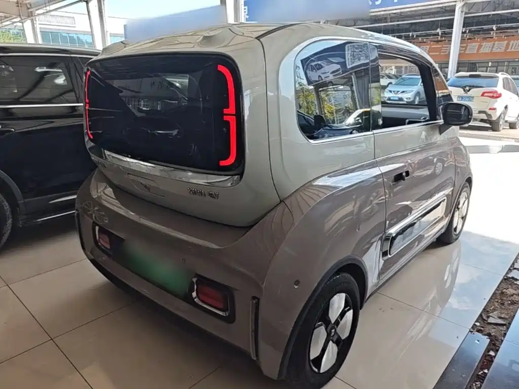 Baojun KiWi EV — фото 7