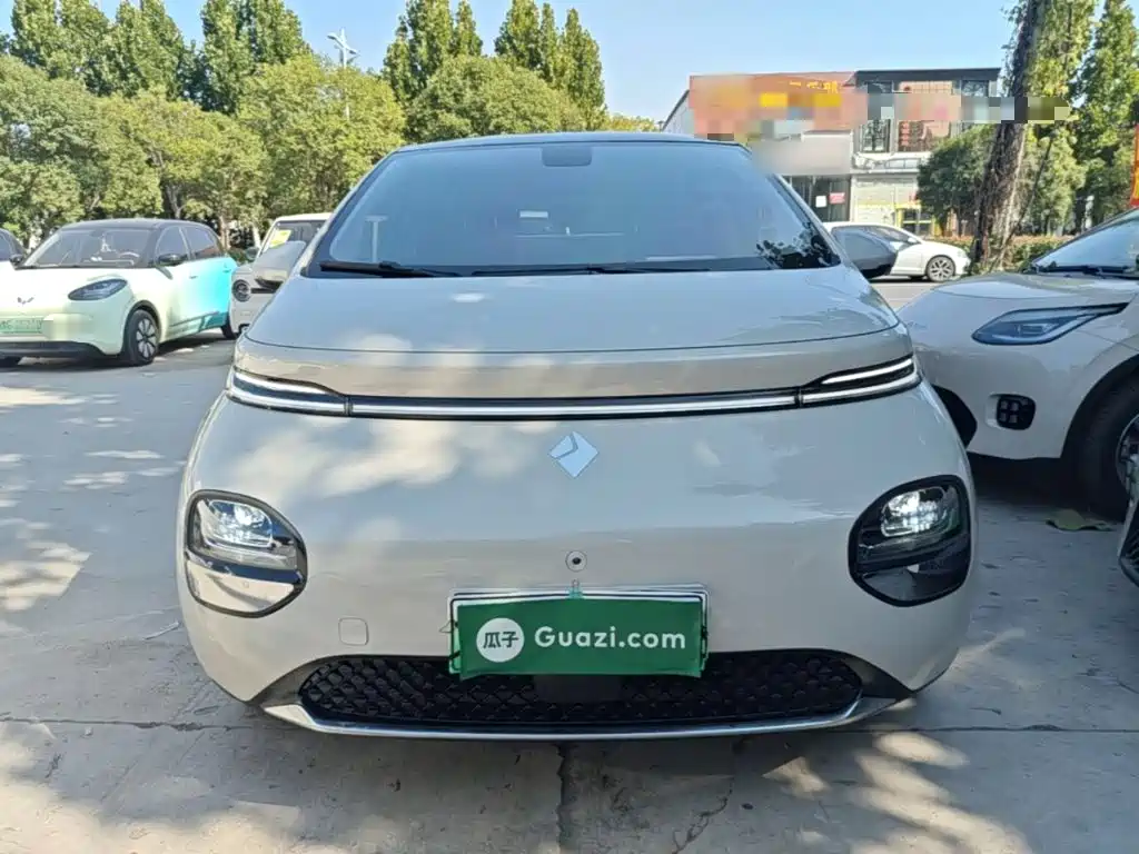 Baojun Yunduo — фото 3