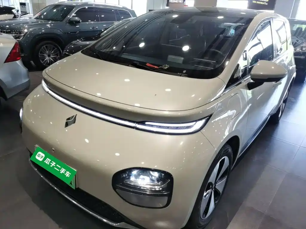 Baojun Yunduo — фото 2