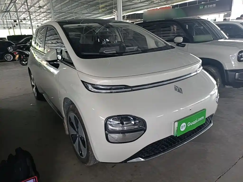 Baojun Yunduo — фото 22