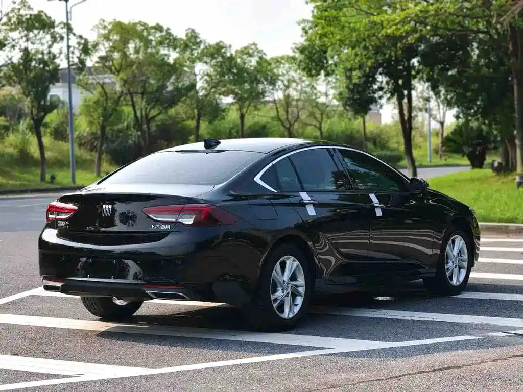 Buick Regal — фото 2
