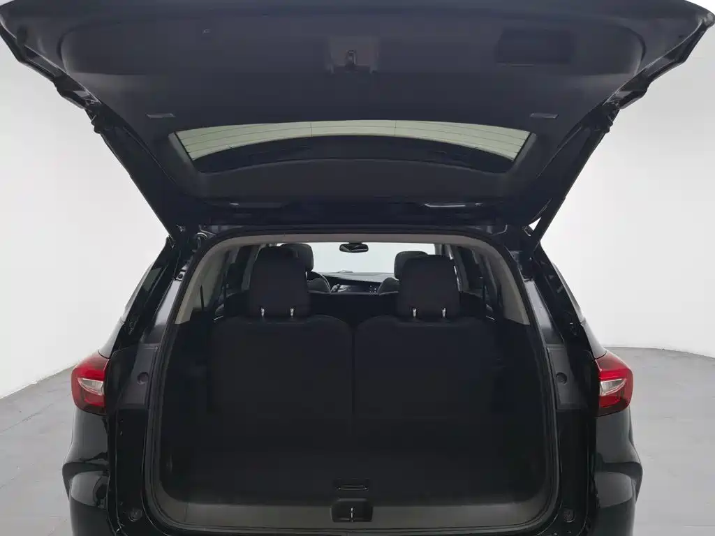 Buick Enclave — фото 16