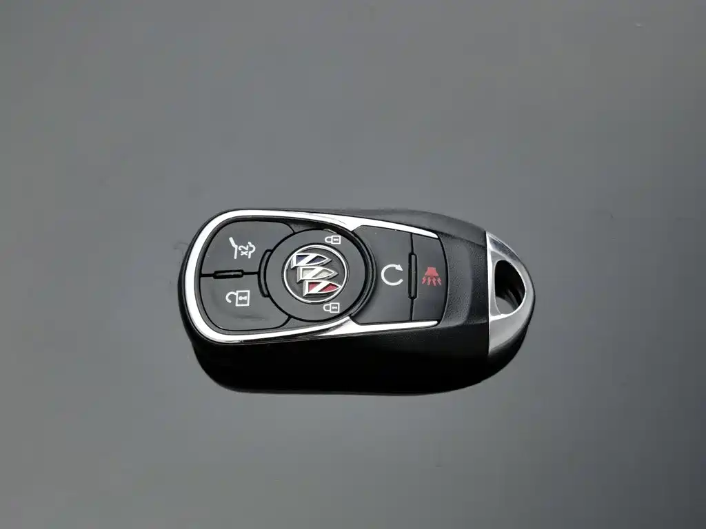 Buick Enclave — фото 19