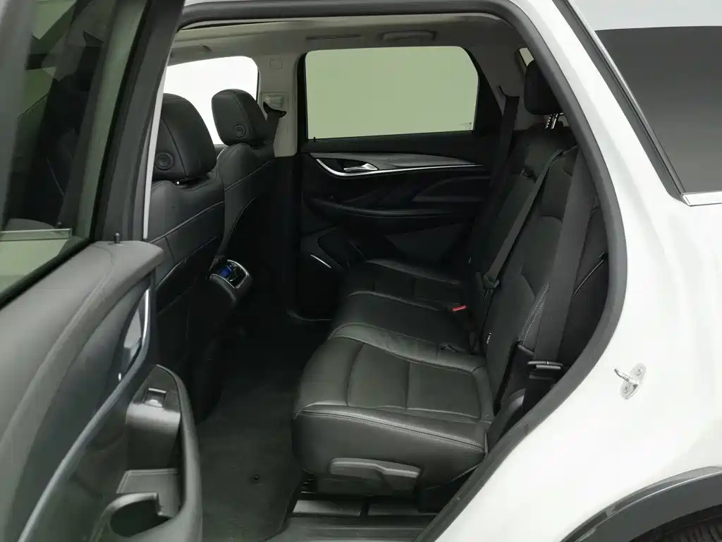 Buick Enclave — фото 15