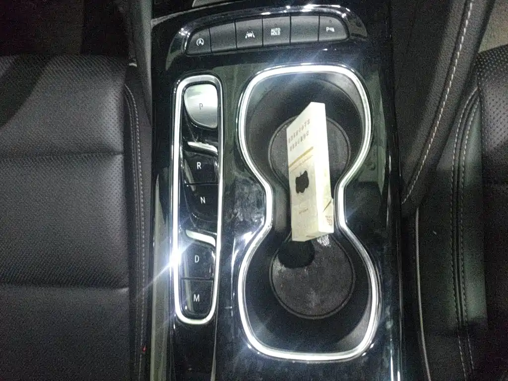Buick Envision Plus — фото 7
