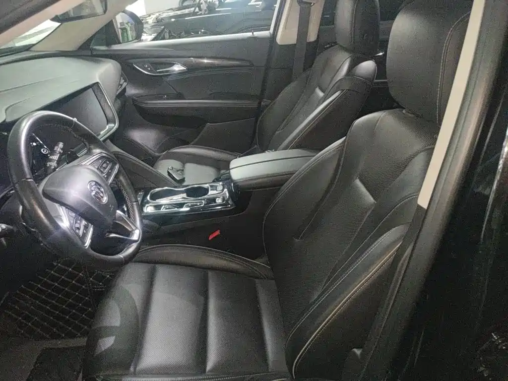 Buick Envision Plus — фото 8