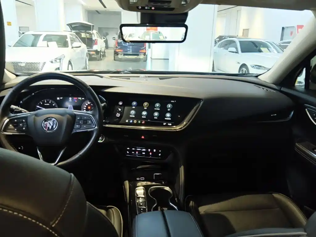 Buick Envision Plus — фото 10