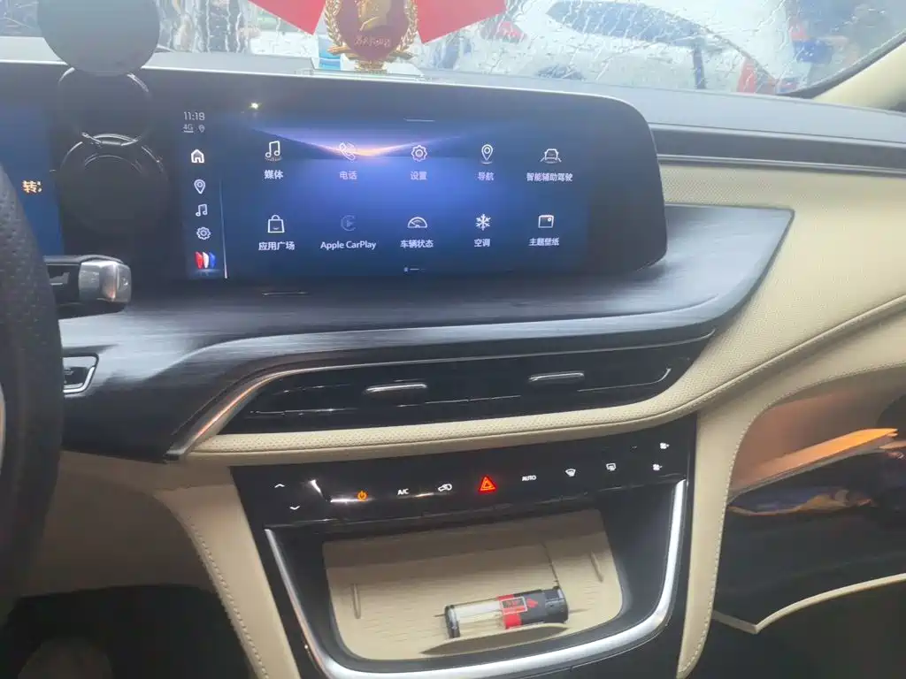 Buick GL8 Hybrid — фото 14