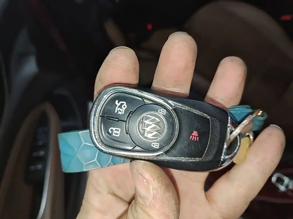 Buick Regal — фото 9