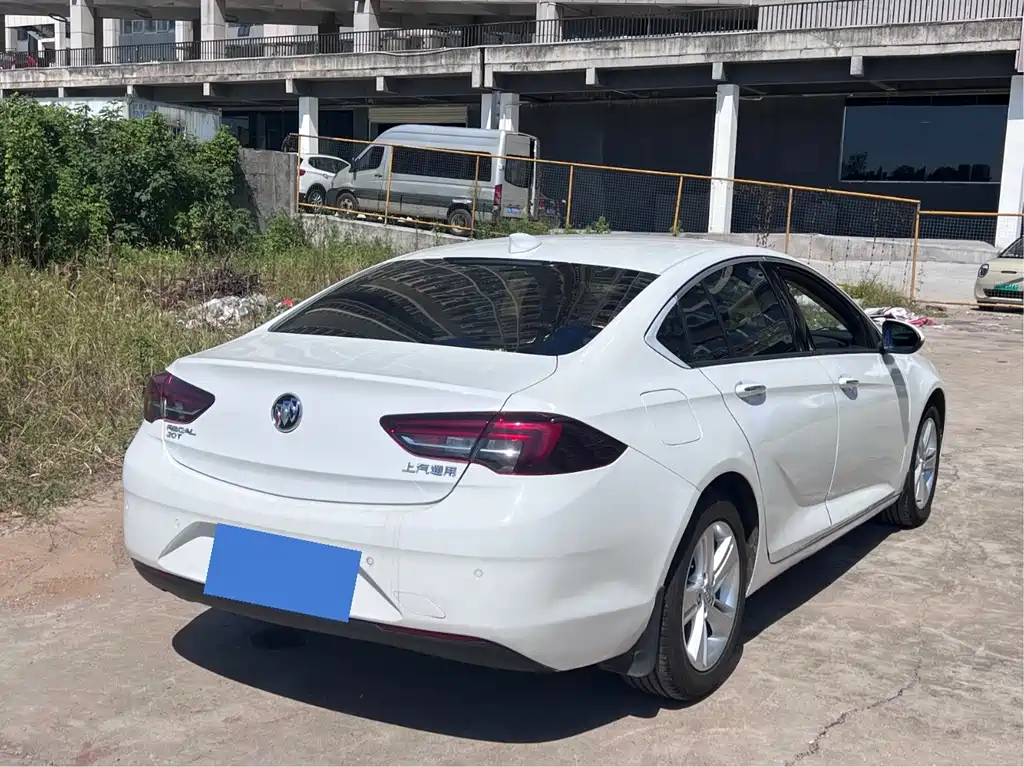 Buick Regal — фото 13