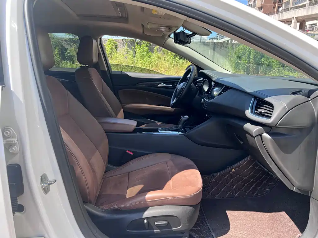Buick Regal — фото 9
