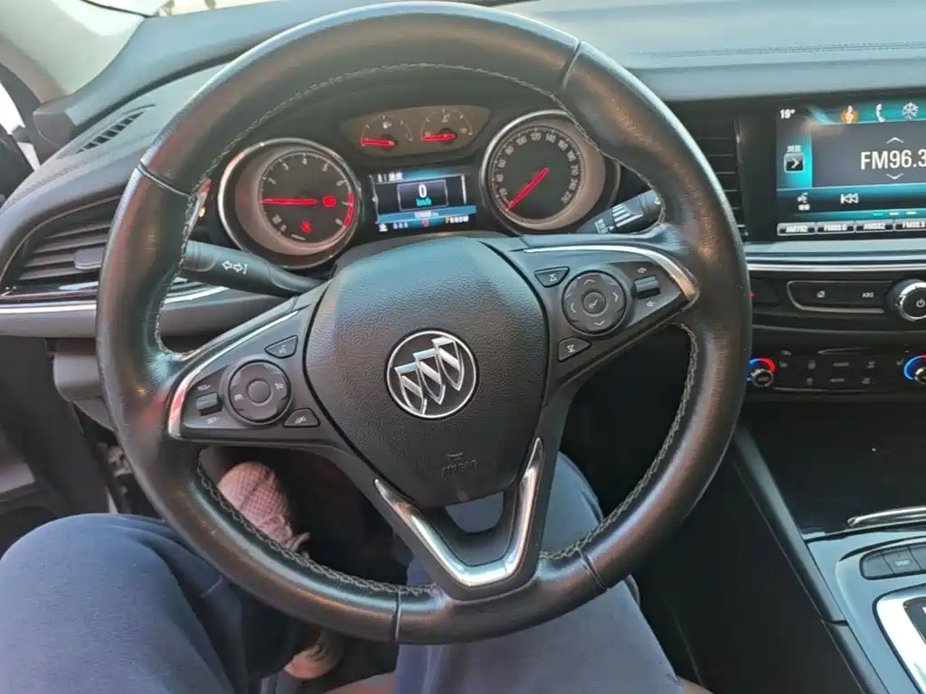 Buick Regal — фото 11