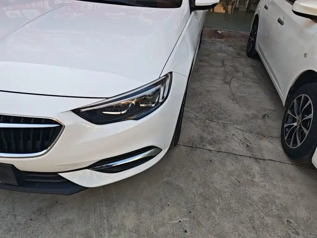 Buick Regal — фото 24