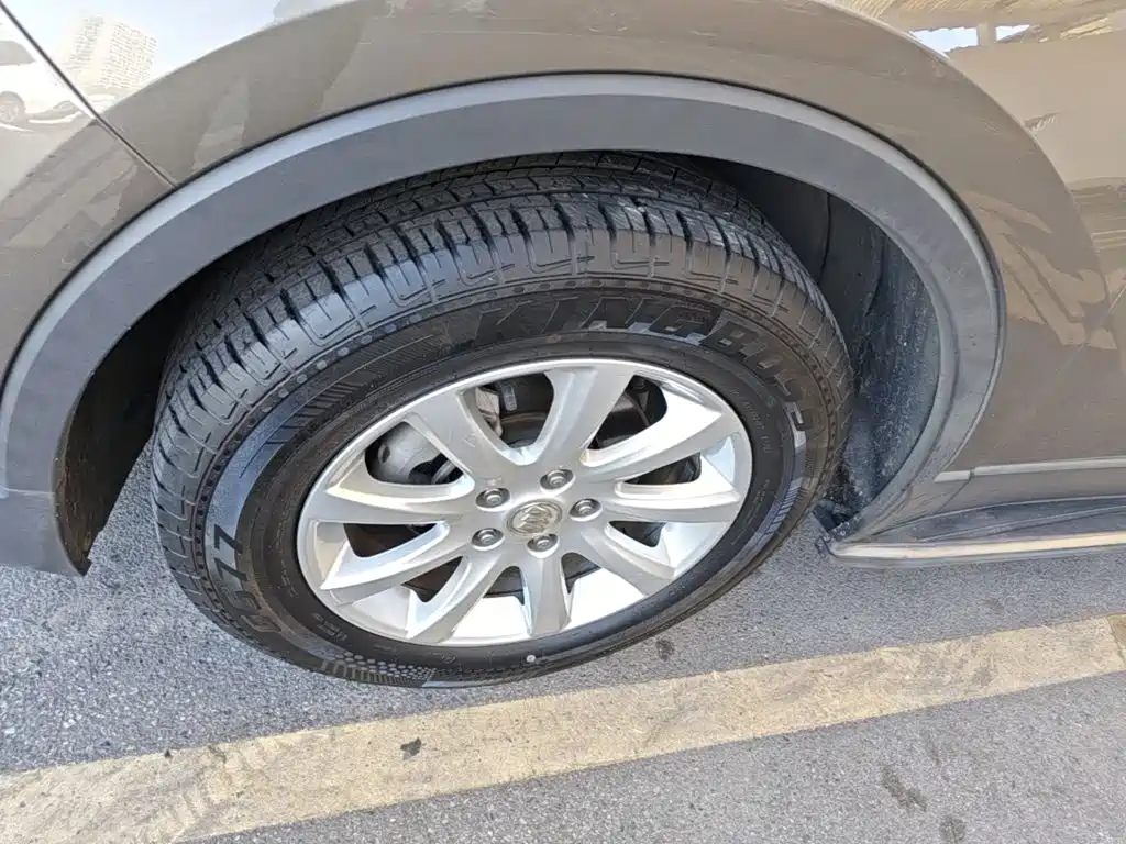 Buick Envision Plus — фото 23