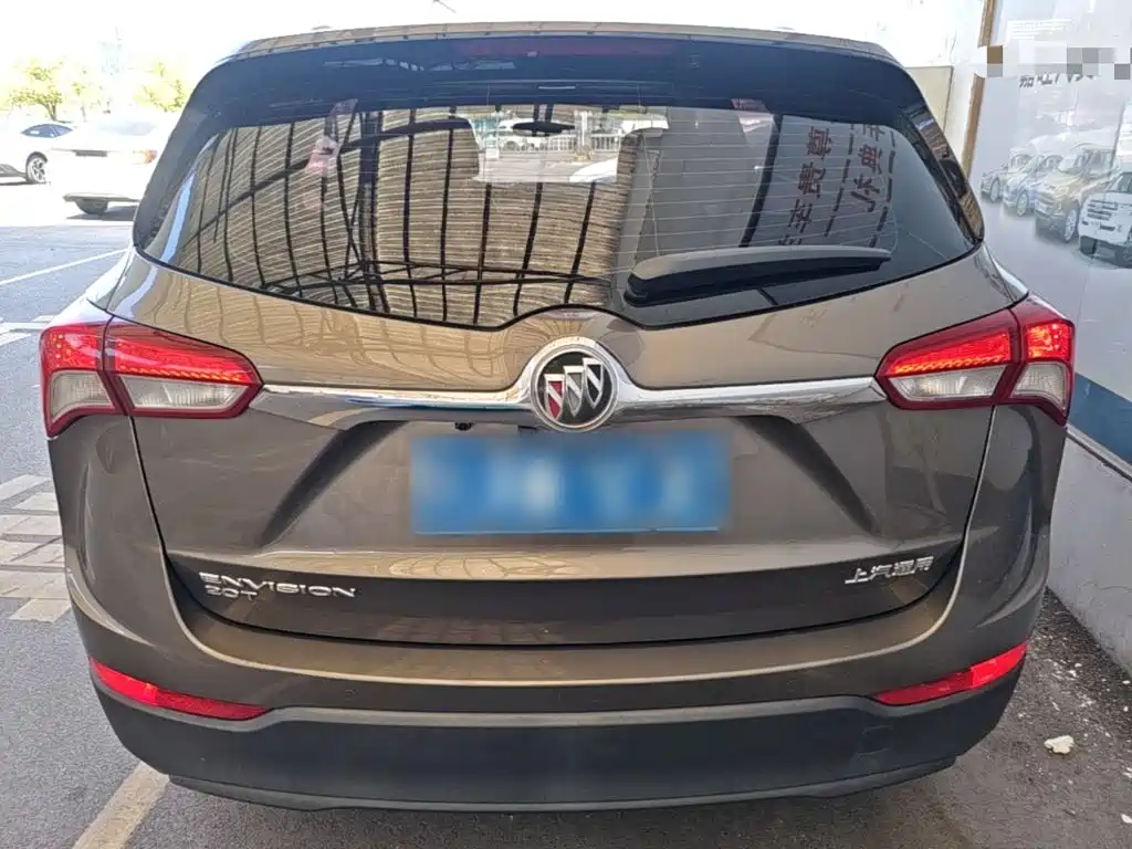 Buick Envision Plus — фото 6