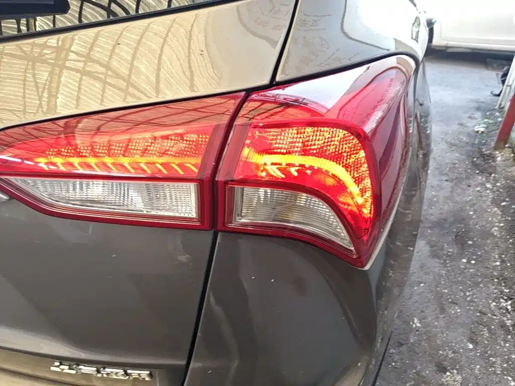 Buick Envision Plus — фото 8