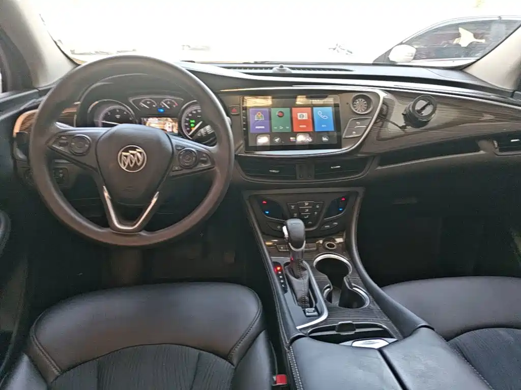 Buick Envision Plus — фото 10
