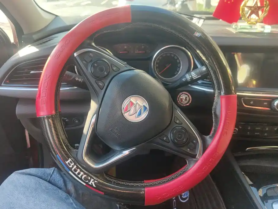 Buick Regal — фото 15