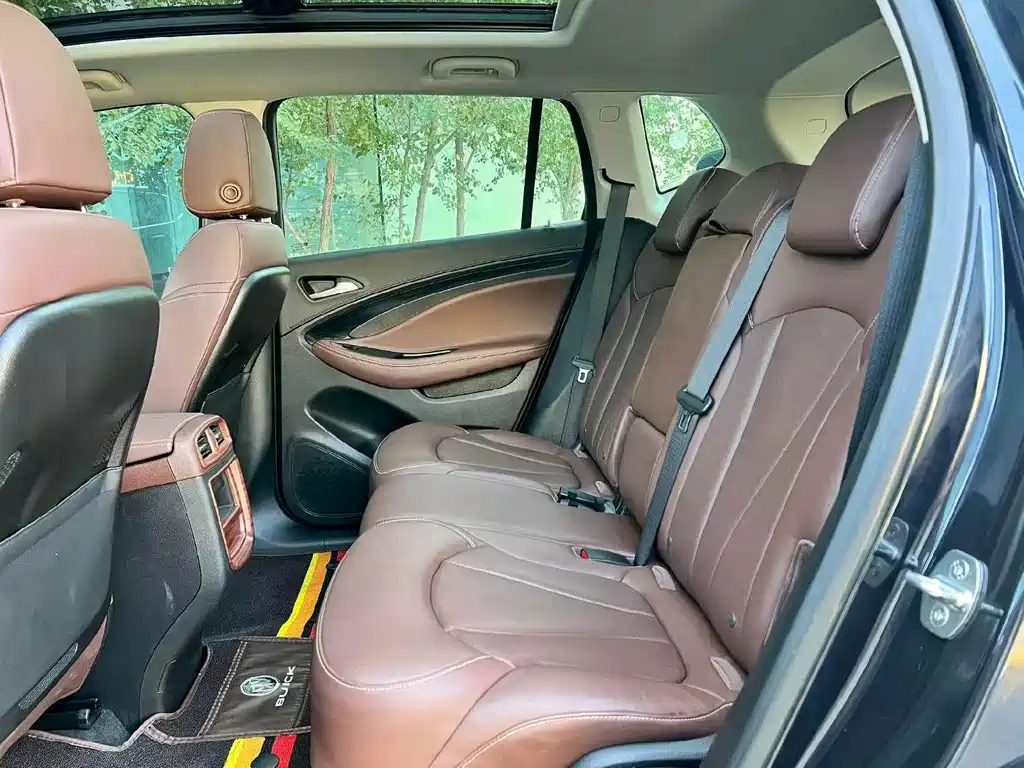 Buick Envision Plus — фото 6