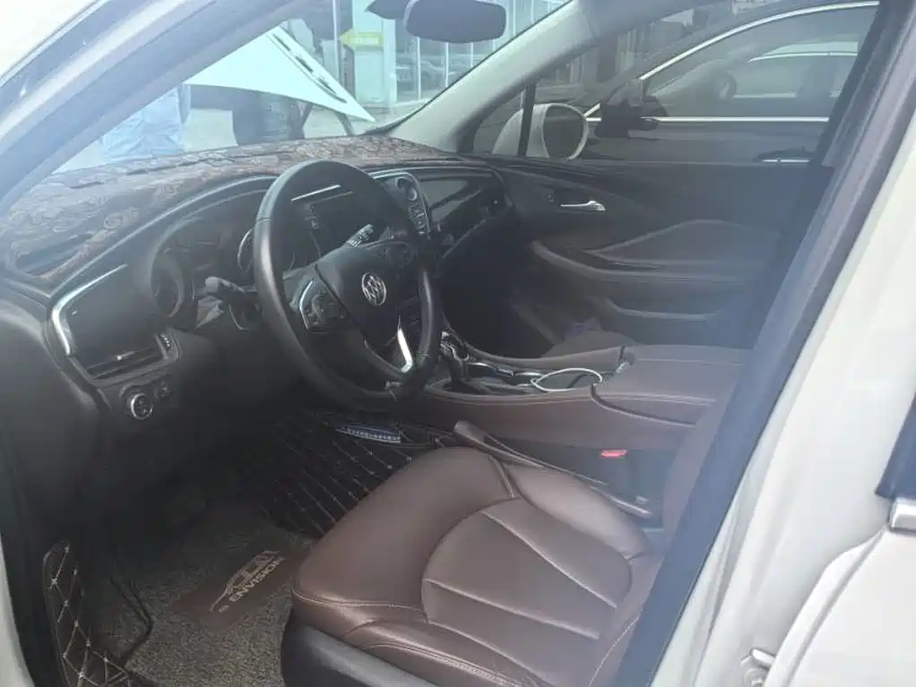 Buick Envision Plus — фото 3