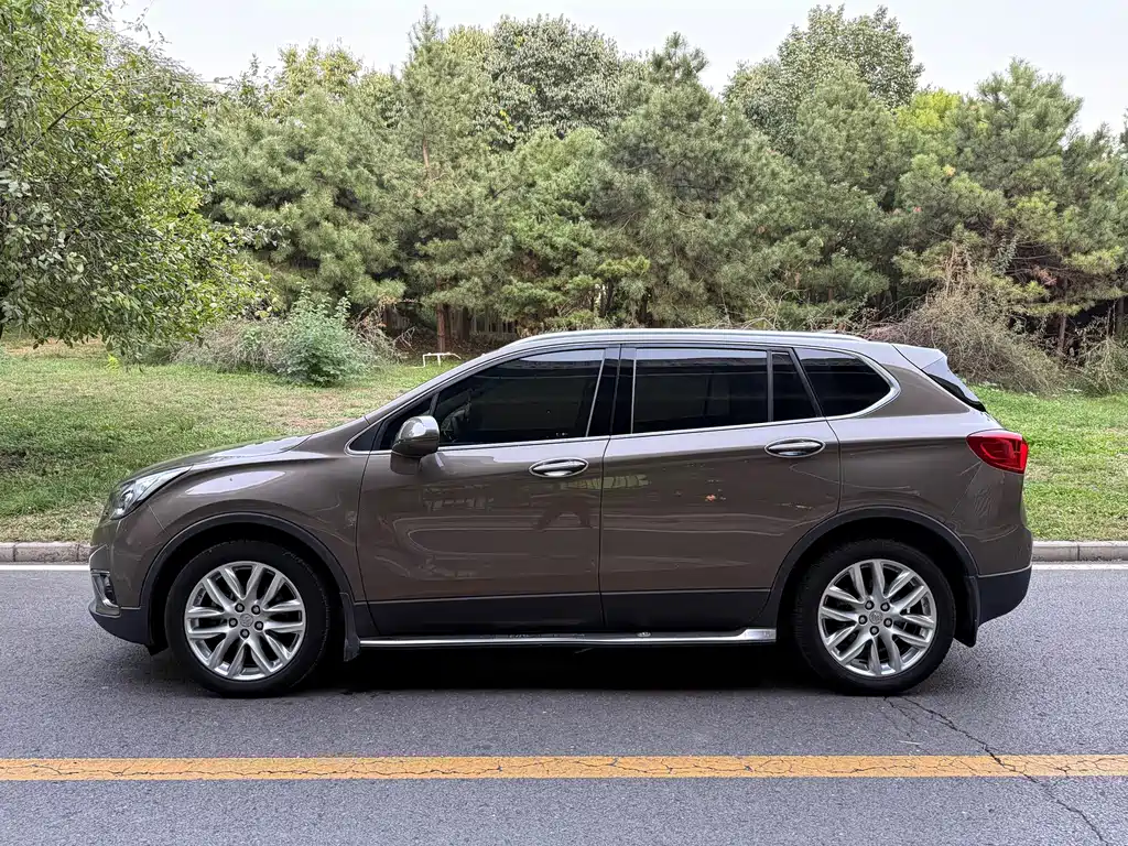 Buick Envision Plus — фото 3