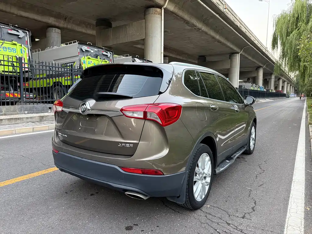 Buick Envision Plus — фото 5
