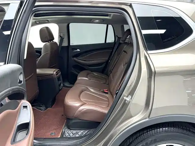 Buick Envision Plus — фото 6