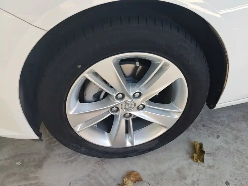 Buick Regal — фото 23