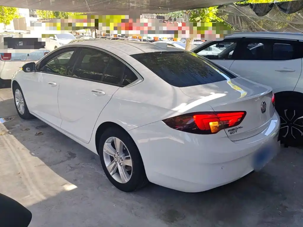 Buick Regal — фото 5