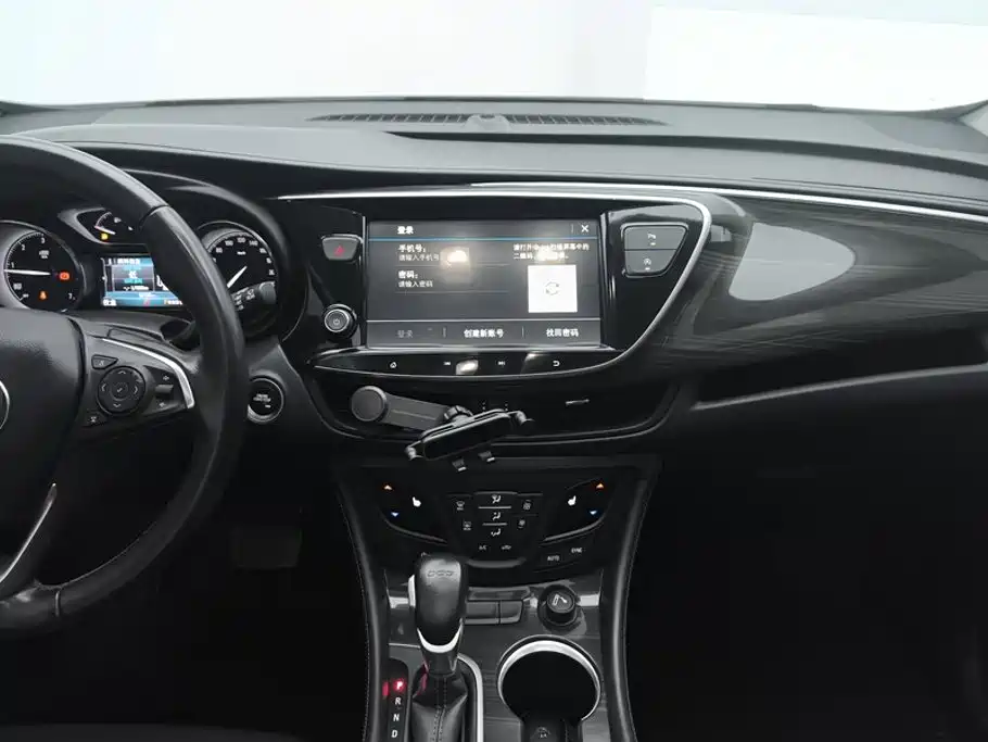 Buick Envision Plus — фото 13